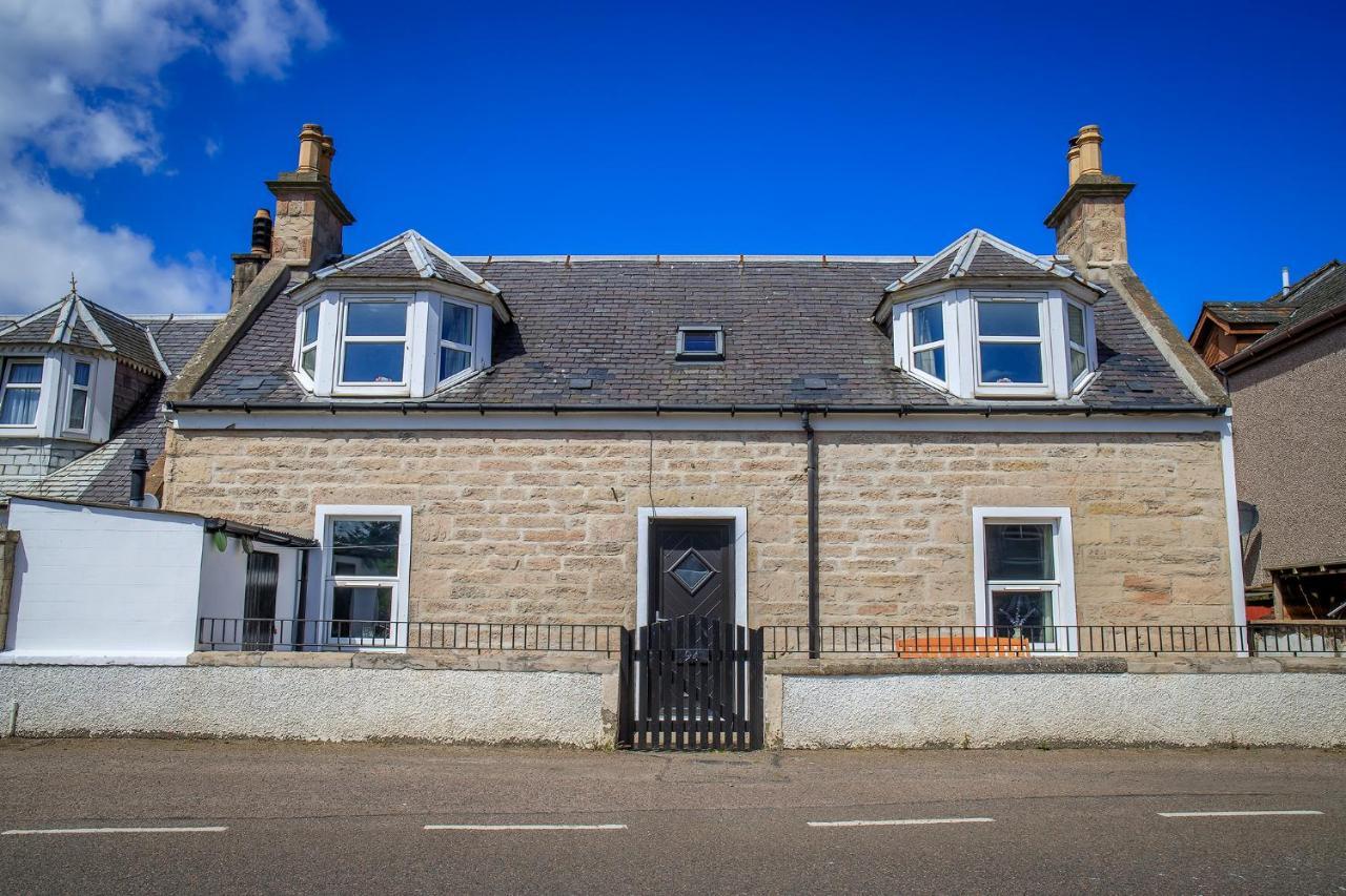 Cosy Cottage In Fishertown, Nairn - Free Parking & Pets Welcome Eksteriør billede