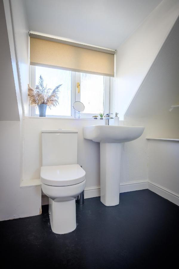 Cosy Cottage In Fishertown, Nairn - Free Parking & Pets Welcome Eksteriør billede